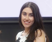 Andrea Navarro: "Las niñas necesitan que su entorno confíe e impulse sus capacidades"