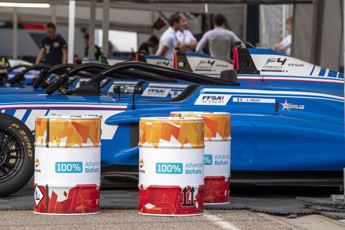 Archivo - Repsol ha probado con éxito el rendimiento del biocombustible en el Campeonato de Francia de F4.