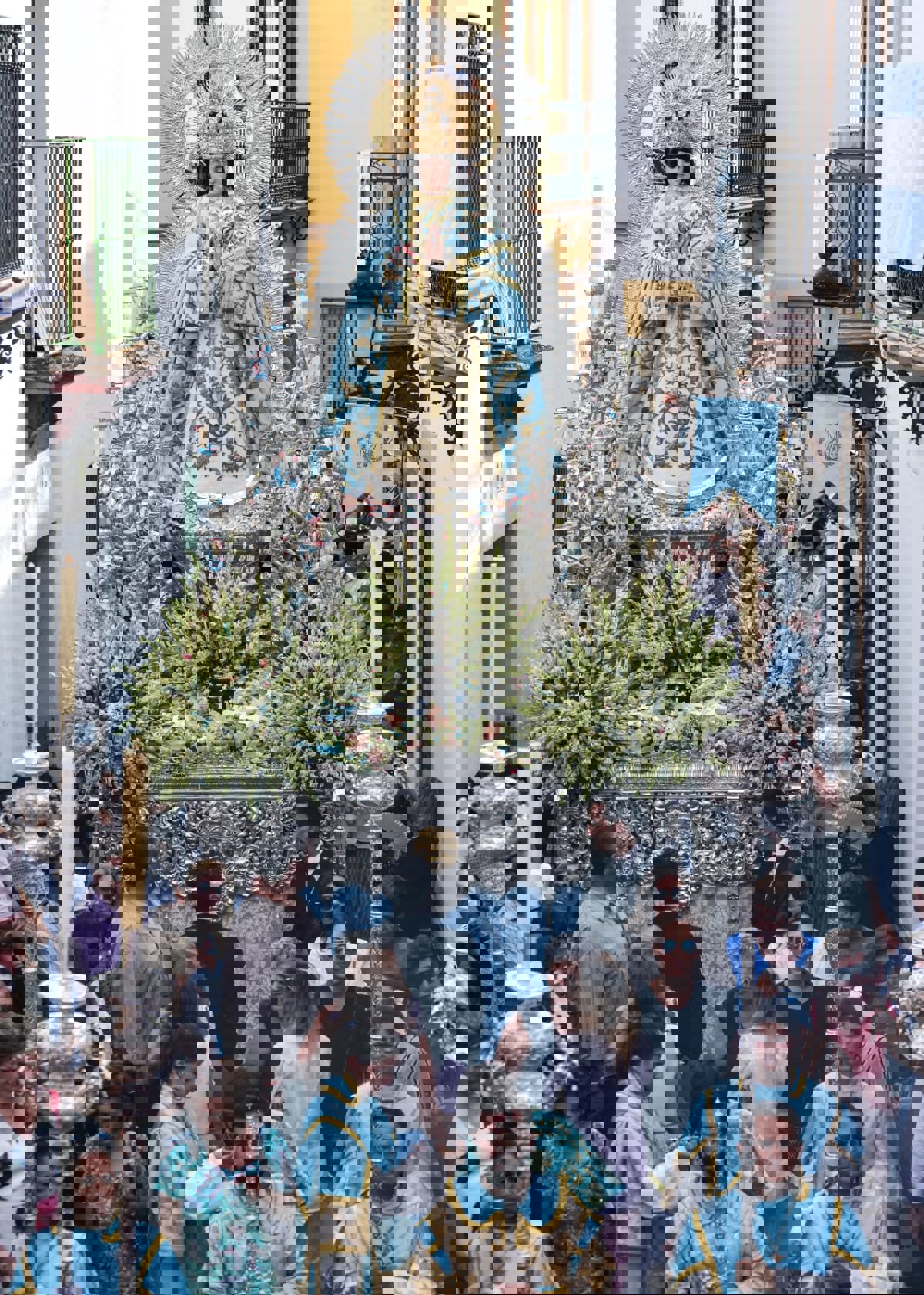 La Esperanza de Triana saldrá en paso de gloria en la procesión extraordinaria del 1 de noviembre La Esperanza de Triana saldrá en paso de gloria en la procesión extraordinaria del 1 de noviembre