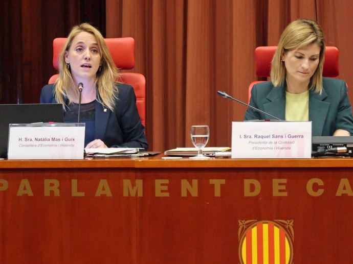 La consellera de Economía y Hacienda de la Generalitat, Natlia Mas, este miércoles en el Parlament
