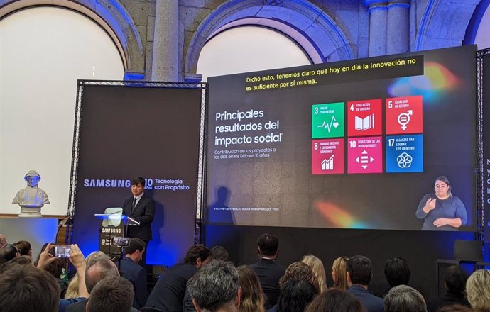 El presidente de Samsung Electronics Iberia, Ick Soo Choi, durante su discurso en la celebración del 10 aniversario de 'Tecnología con Propósito', celebrada en el Museo Nacional del Prado (Madrid)