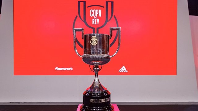 Archivo - Trofeo de la Copa del Rey de la RFEF.