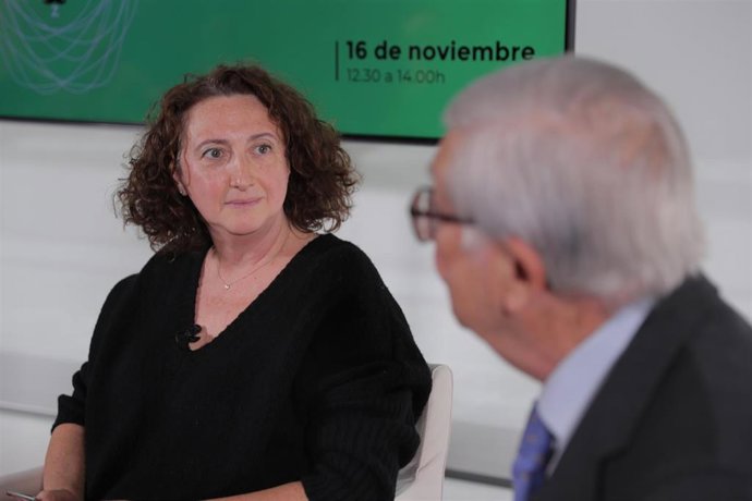 Mesa redonda 'Más allá de la explosión poblacional'