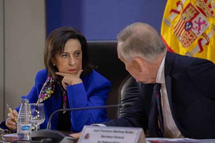 La ministra de Defensa, Margarita Robles, ha abordado las necesidades "más urgentes" de las Fuerzas Armadas de Ucrania durante su participación por videoconferencia en la reunión a nivel ministerial del Grupo de Contacto para la defensa