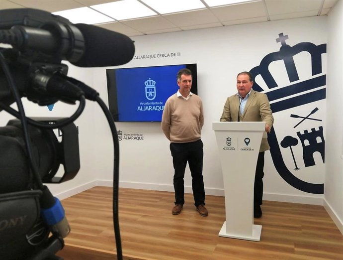 El alcalde de Aljaraque, David Toscano, en rueda de prensa.