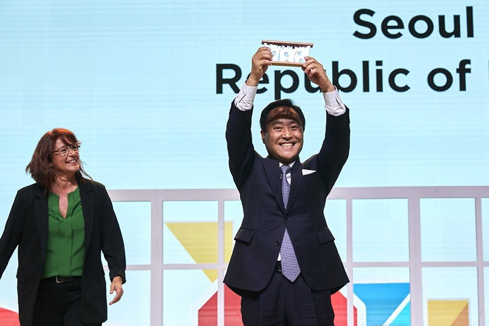 El presidente de la Fundación Digital de Seúl, Yosik Kang