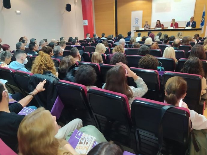 Imagen de la jornada centrada en menores y vilencia de género.