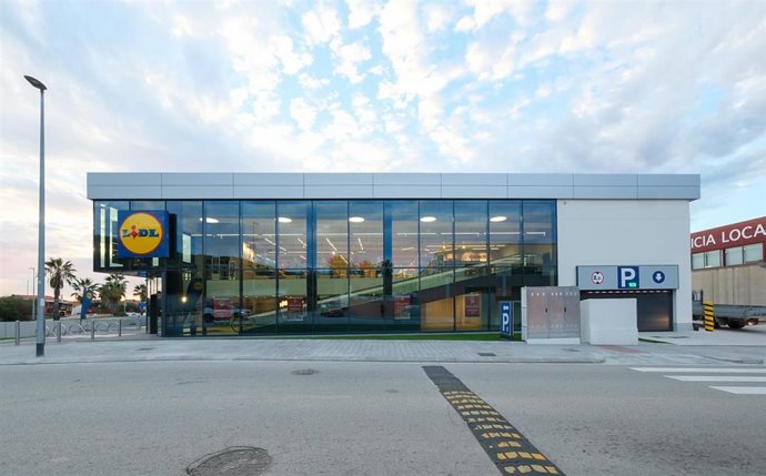 Comunicat De Premsa Lidl Inaugura La Seva Primera Botiga A Vilassar De Mar Després D'una Inversió De Més De 5M