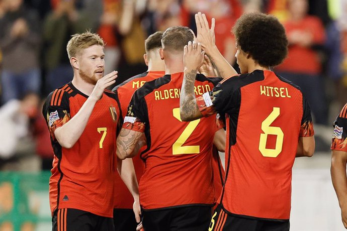 Archivo - 22 September 2022, Belgium, Brussels: Belgium's Kevin De Bruyne (L) celebrates scoring his side's first goal with teammates during the UEFA Nations League Group D soccer match between Belgium and Wales at King Baudouin Stadium. Photo: Bruno Fa