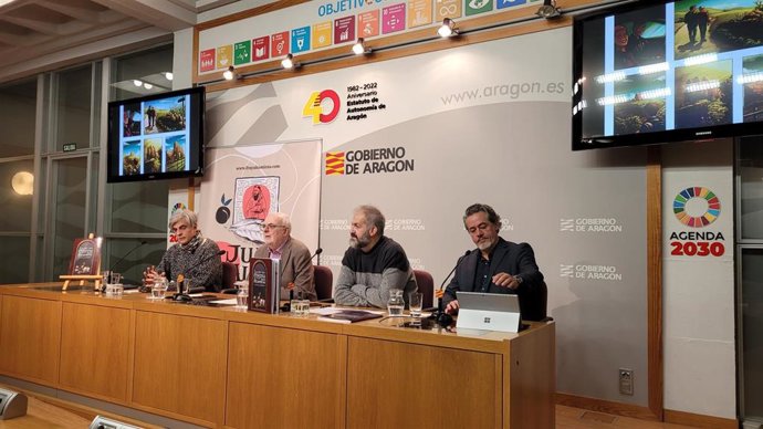 Presentación de 'Lo enigma Juan Altamiras', el primer cómic en aragonés sobre el cocinero y fraile universal del siglo XVIII.