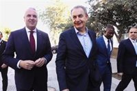 Zapatero defiende que Griñán es "incapaz de realizar actos delictivos" y lo considera "un hombre honesto"