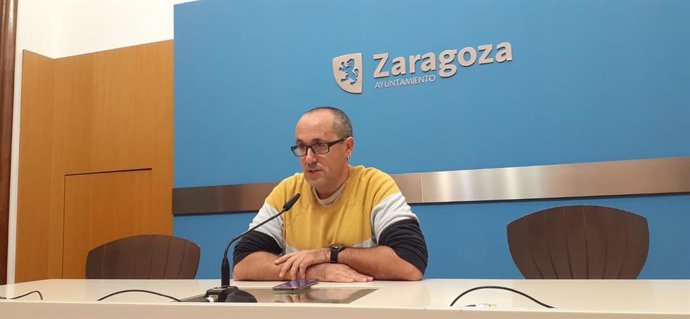 El concejal del grupo municipal de Zaragoza en Común (ZeC) en el Ayuntamiento de Zaragoza, Alberto Cubero