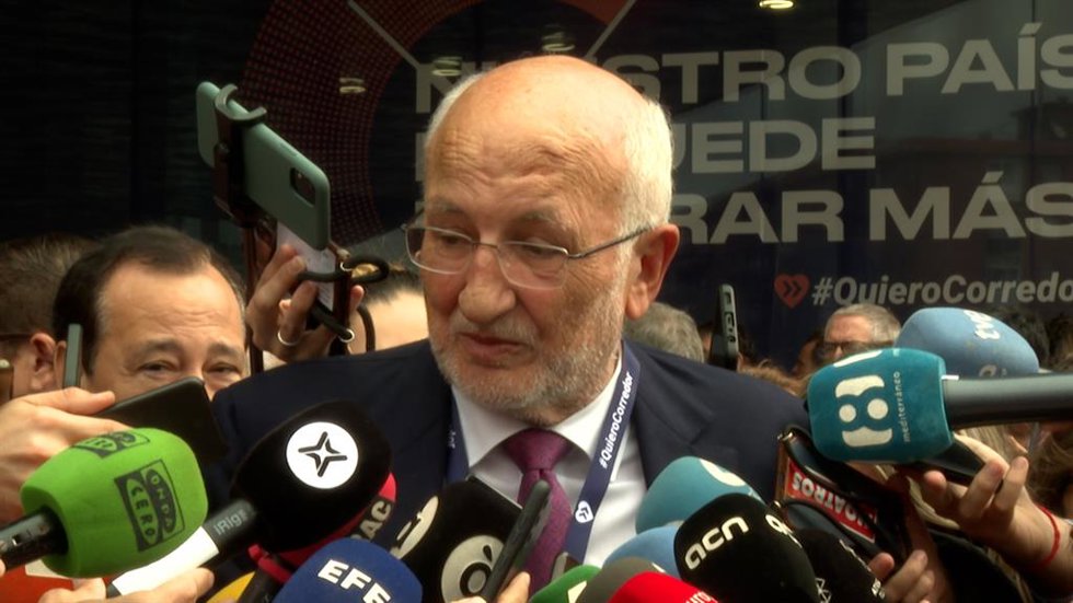 Juan Roig ha instado a toda la sociedad civil a exigir que se termine el Corredo