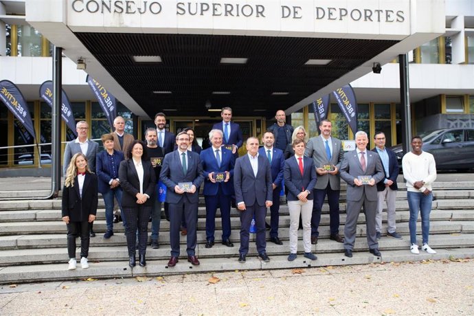 El CSD premia la labor de CCAA, municipios, universidades y prensa durante la última Semana Europea del Deporte.