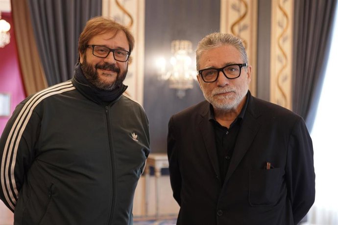 Archivo - El dramaturgo Marc Rosich y el artista Jaume Plensa