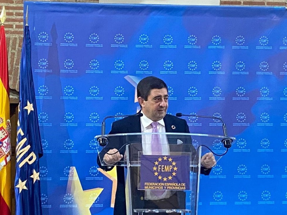 Reyes valora la positividad de los Campus Experience de la Fundación del Real Madrid en la provincia