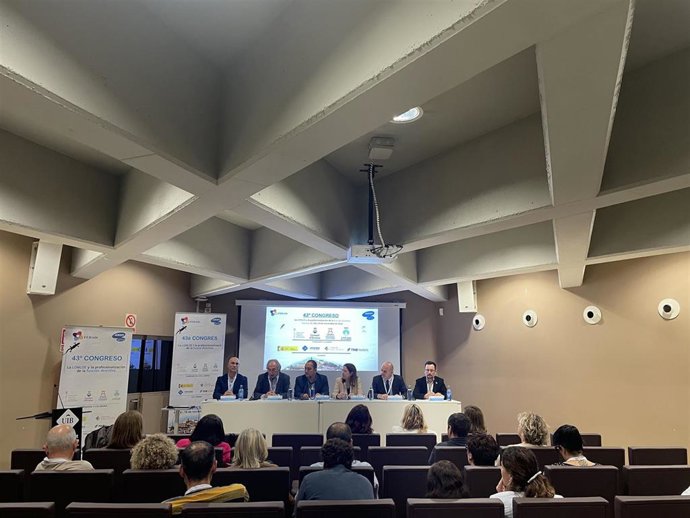 43 Congreso 'Lomloe Y La Profesionalización De La Función Directiva'.