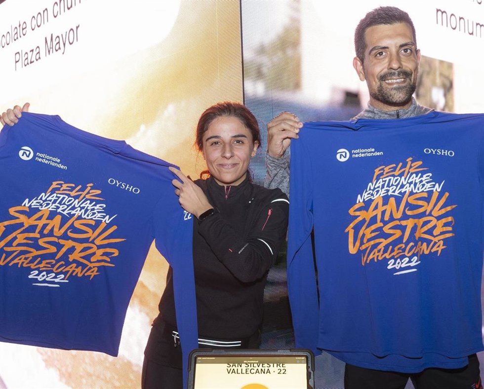 Feliz Nationale-Nederlanden San Silvestre Vallecana', eslogan con camiseta azul para la carrera madrileña