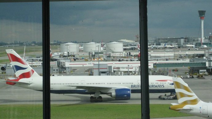 Archivo - Aeropuerto de Heatrow en Londres