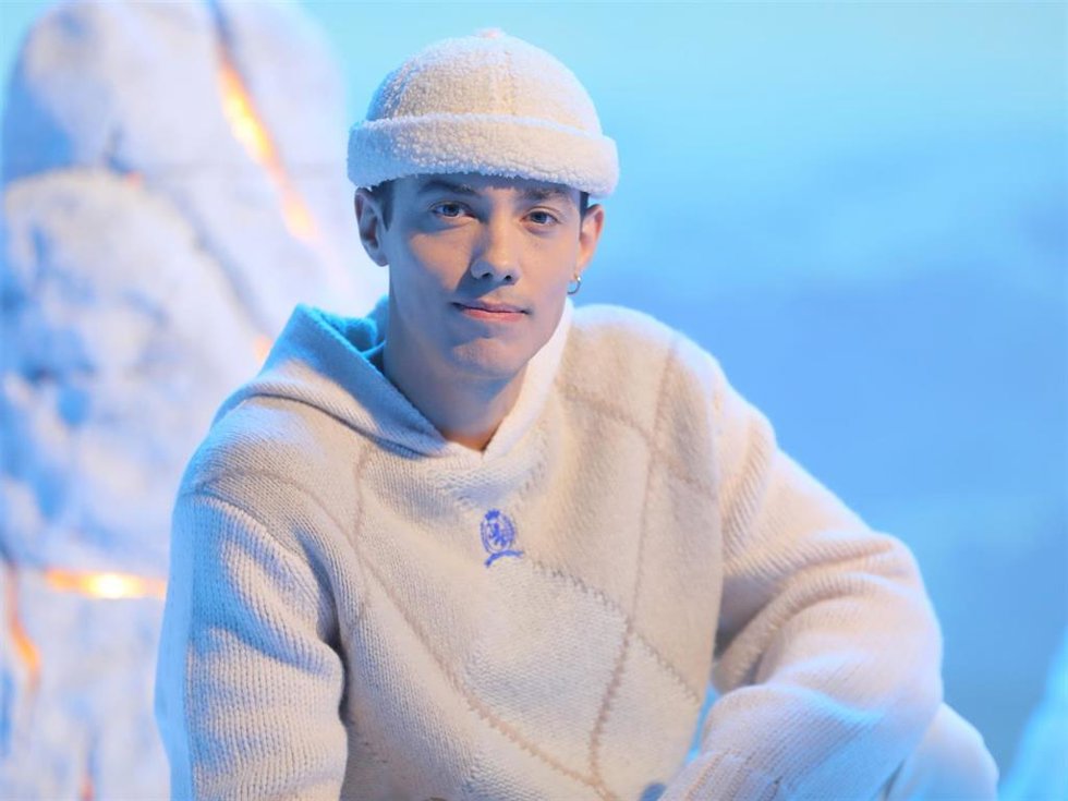 Leroy Sánchez, compositor del conocido tema 'SloMo' con el que Chanel representó a España en Eurovisión 2022, ha compuesto e interpretado la canción original 'Una Señal' para la nueva película que Walt Disney Studios estrenará el próximo 25 de noviembre.