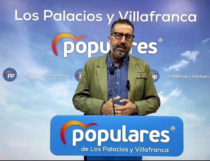El diputado autonómico y portavoz del PP en el Ayuntamiento de Los Palacios y Villafranca (Sevilla), Rafael Ruiz.