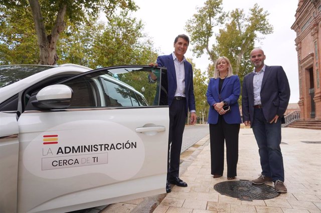 El delegado del Gobierno en Andalucía, Pedro Fernández, este viernes en la presentación de la iniciativa 'La Administración cerca de ti'.