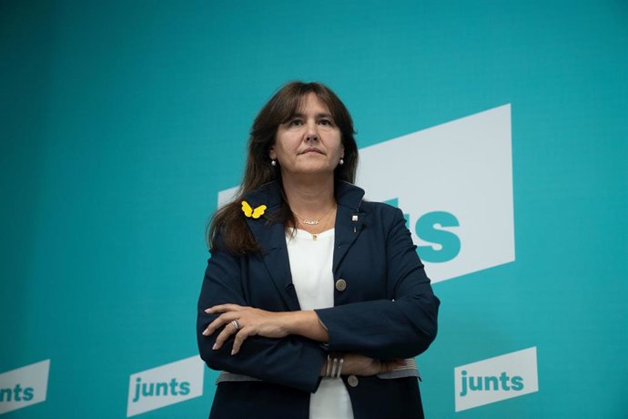 Archivo - La presidenta de Junts, Laura Borrs, da una rueda de prensa en la sede de la formación a 7 de octubre de 2022, en Barcelona, Catalunya (España).
