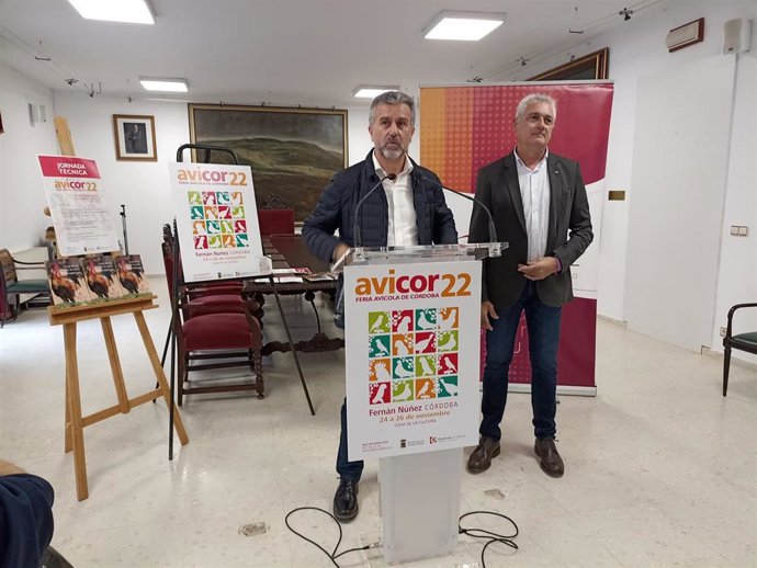 El delegado de Agricultura de la Diputación de Córdoba, Francisco Ángel Sánchez, interviene en la presentación de Avicor 2022.