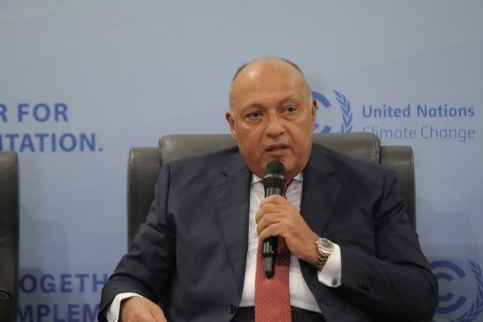 El presidente de la COP27 y ministro de Exteriores de Egipto, Sameh Shoukry, en la Cumbre del Clima de Sharm El Sheik (Egipto).