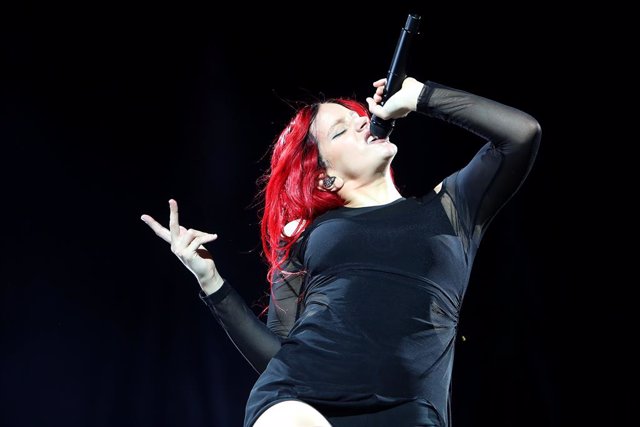 La cantante Rosalía durante su concierto en el recinto Trui Son Fusteret, a 1 de agosto de 2022, en Palma de Mallorca, Mallorca (España).