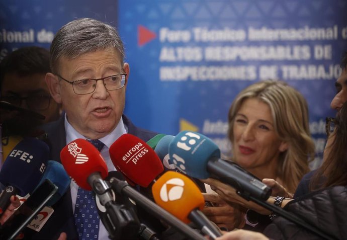 El presidente de la Generalitat Valenciana, Ximo Puig, y la vicepresidenta del Gobierno, Yolanda Díaz.