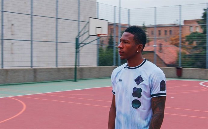 El ecuatoriano Pervis Estupiñán se une a Common Goal, movimiento impulsado por Juan Mata