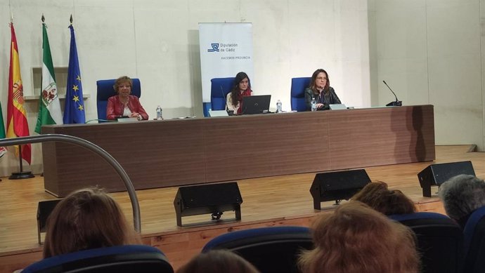 Presentación del diagnóstico sobre asociaciones de mujeres realizado por la Diputación de Cádiz