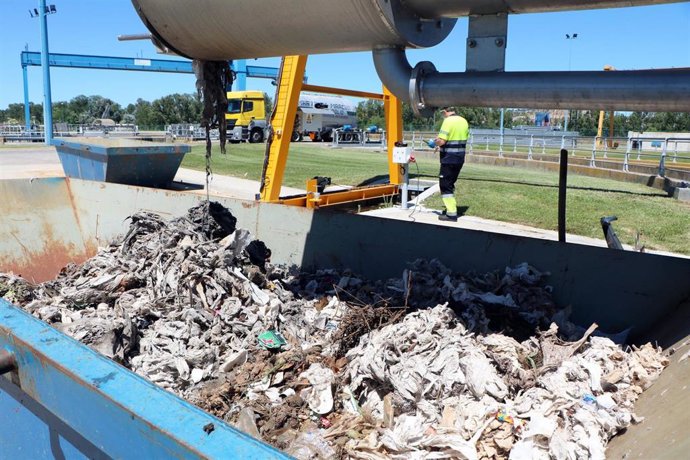 Residuos en la EDAR de Valladolid.