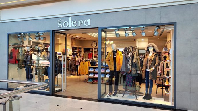 La firma de moda vallisoletana Solera abre una nueva tienda en Vallsur