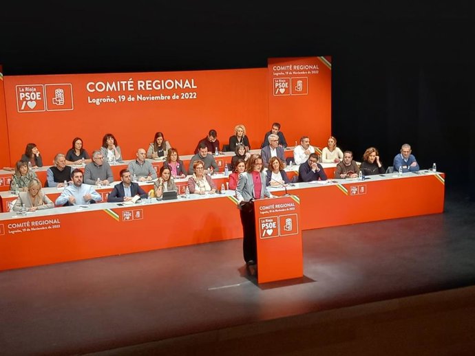 La portavoz del Grupo Parlamentario en el Senado, Eva Granados, en Logroño