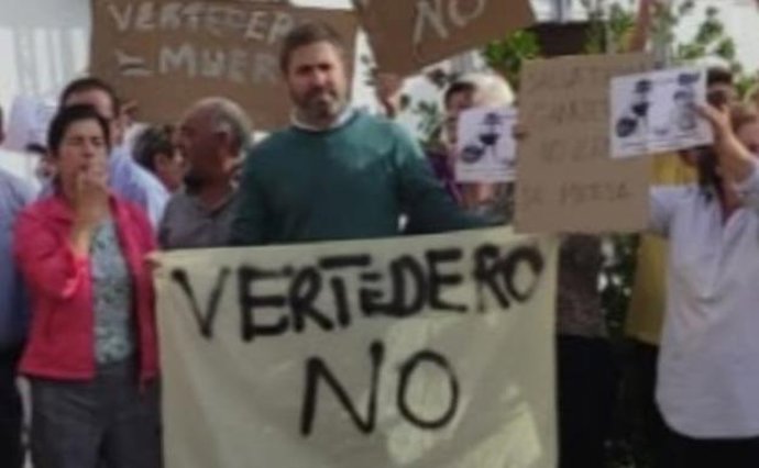 El alcalde de Salvatierra de los Barros (Badajoz) deja "temporalmente" sus funciones por motivos de salud 