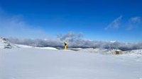 Sierra Nevada activa por primera vez esta temporada los cañones de producción de nieve artificial
