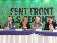 Bernabé asegura que el Gobierno está "ocupado y preocupado" por las necesidades hídricas de Alicante