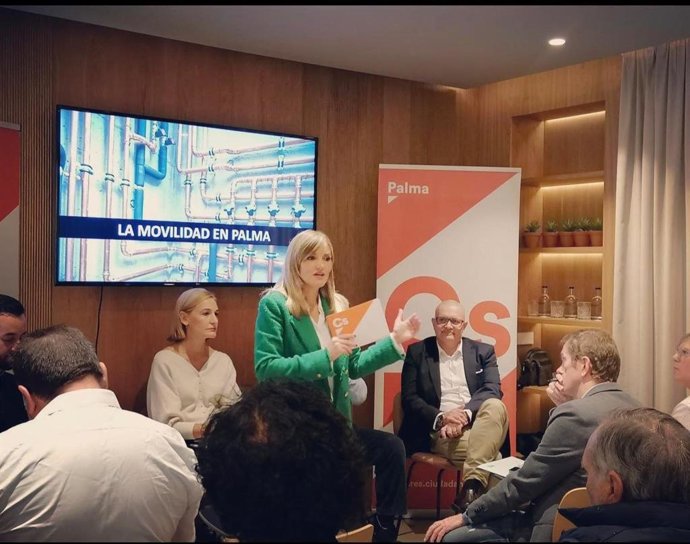 La coordinadora autonómica de Cs Baleares, Patricia Guasp, interviene en el encuentro #AvanzamosConLaMovilidad