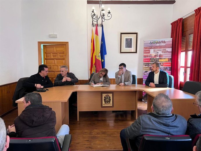 Mayte Pérez en la feria de Aguaviva.