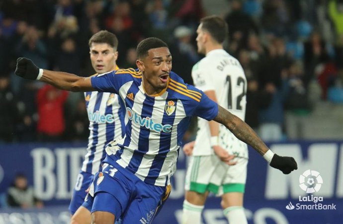 El jugador de la Ponferradina, Derik Lacerda