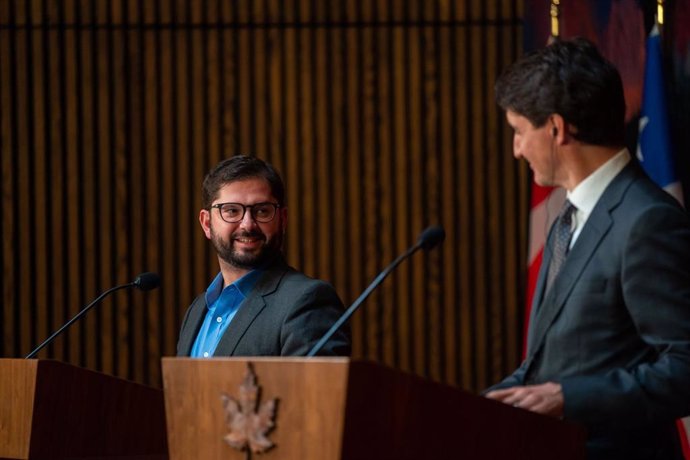 Archivo - HANDOUT - 06 June 2022, Canada, Ottawa: Prime Minister of Canada Justin Trudeau (R) and  President of Chile Gabriel Boric hold a joint press conference. Photo: Fernando Ramirez/Presidencia Chile/dpa - ATENCIÓN: Sólo para uso editorial y mencio