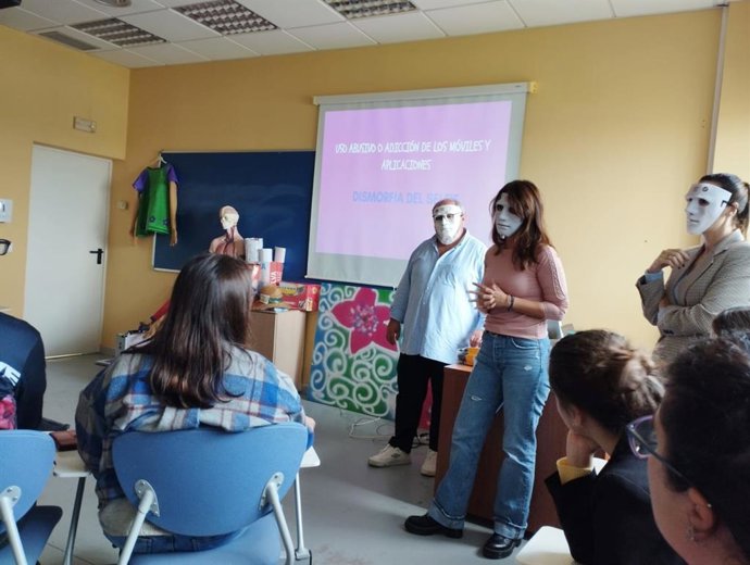 Nota De Prensa Unidad De Prevención Social De Diputación Participa En Ix Semana De La Salud De La Uhu