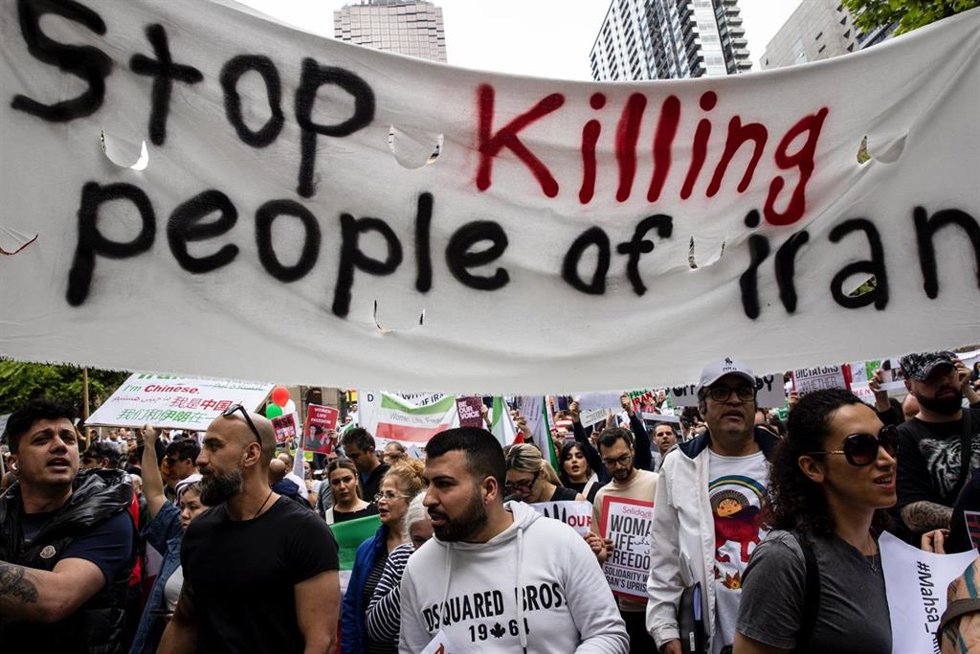 Protesta en Australia contra la represión de las manifestaciones en Irán