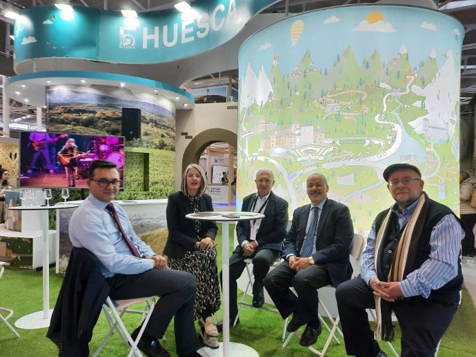 Roque Vicente en el stand de la DPH.