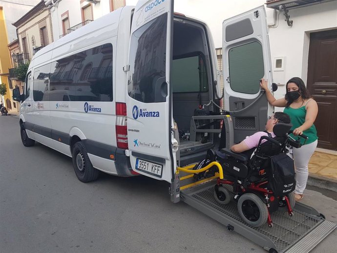 Archivo - Vehículo adaptado de Aspace Jaén.
