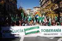 IU, Podemos y Adelante apoyarán el 4 de diciembre una manifestación en Sevilla por una Andalucía "dueña de su destino"
