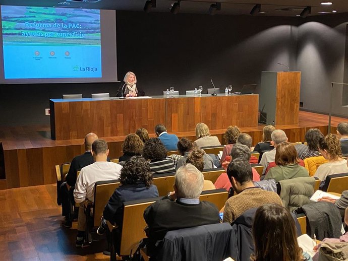 Eva HIta inaugura jornadas sobre la PAC