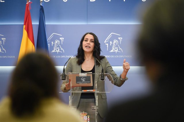 Cs Dice Que Podemos ense a Su Patita Totalitaria Con La Ley Del Solo 